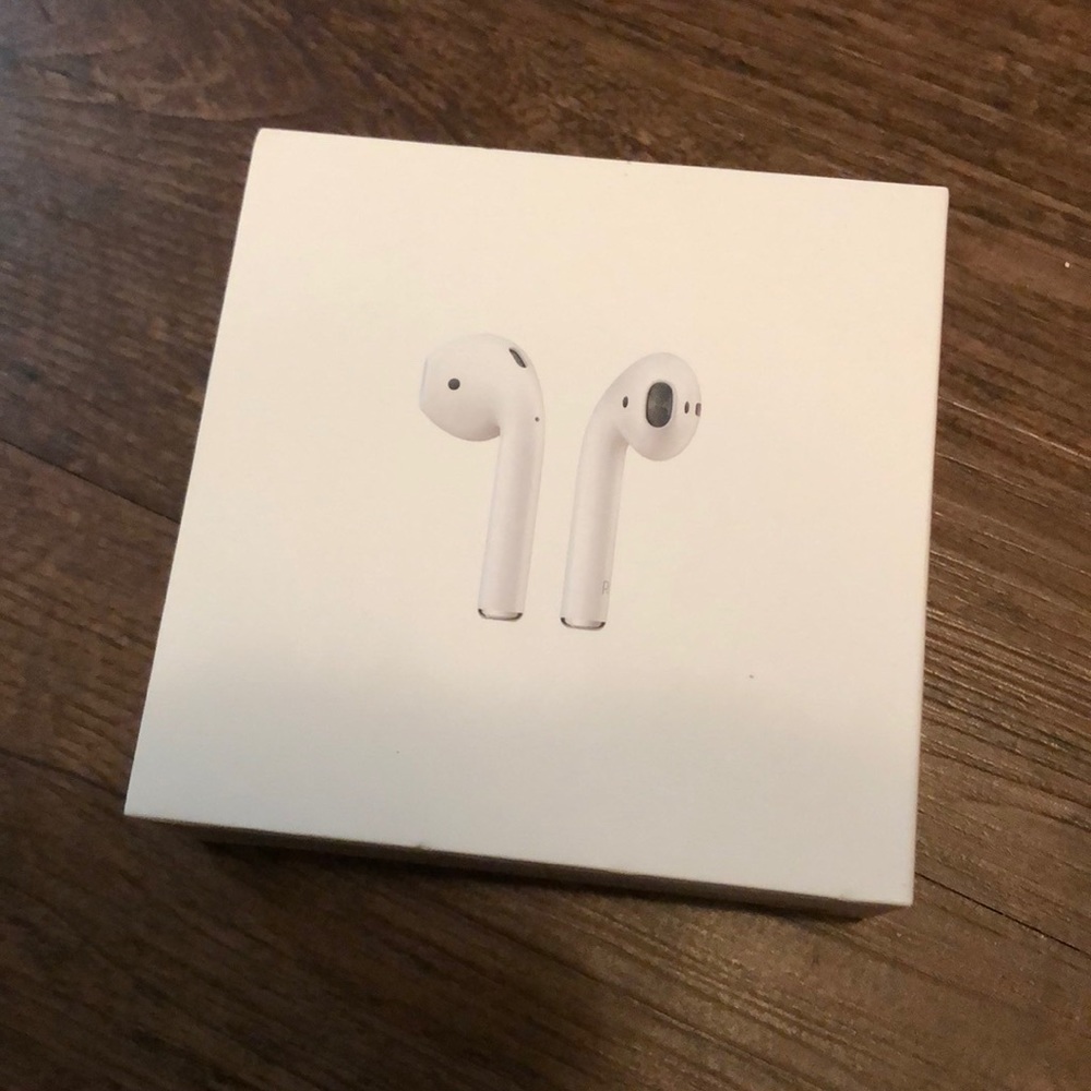 AirPods Generation 1s